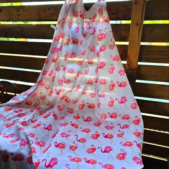 Flamingo Tablecloth - Picture 1 of 4